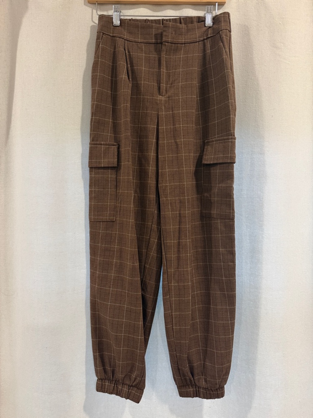 Women’s A New Day Brown Windowpane Cargo Jogger Pants